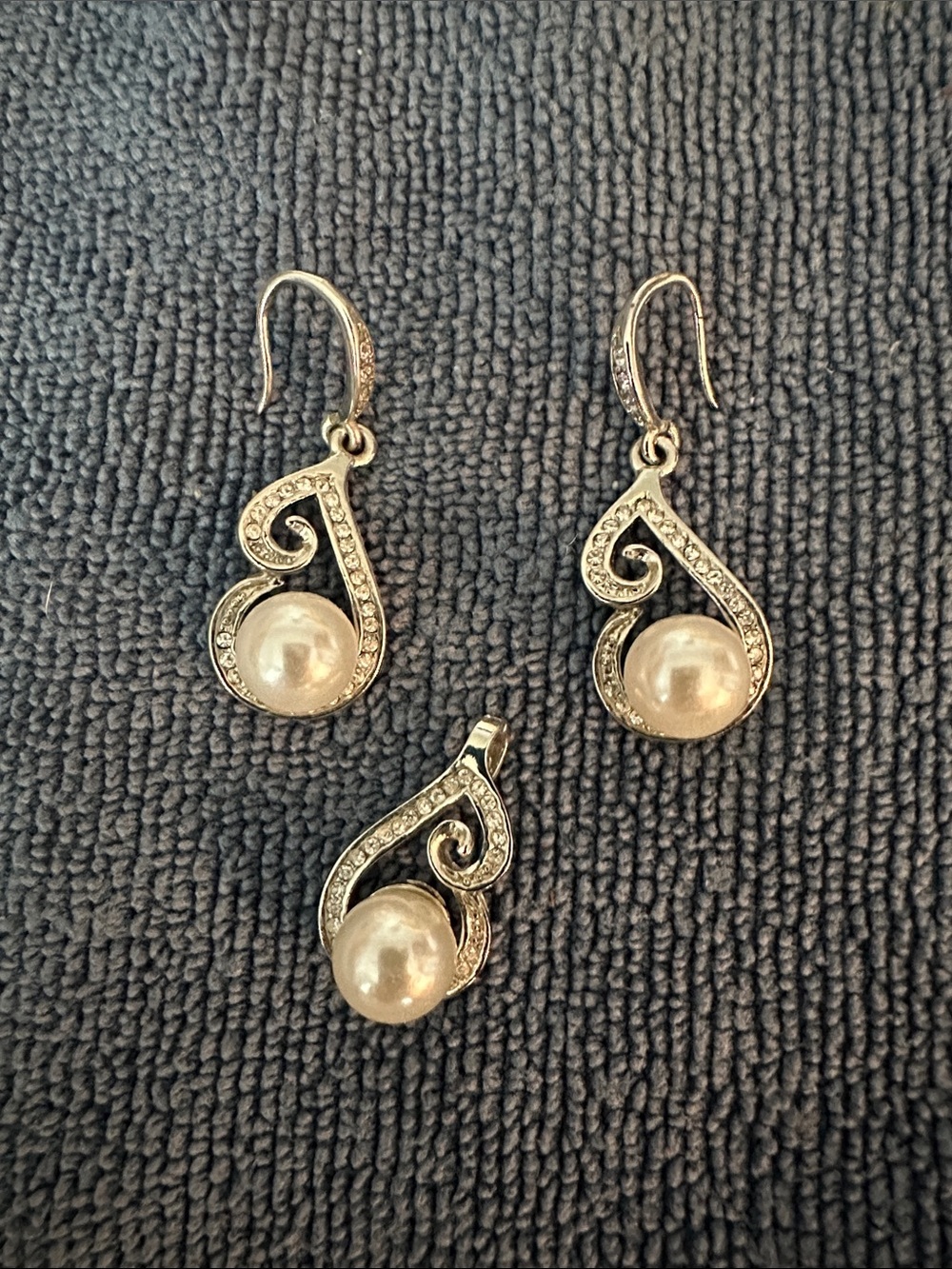 Earrings and matching pendant